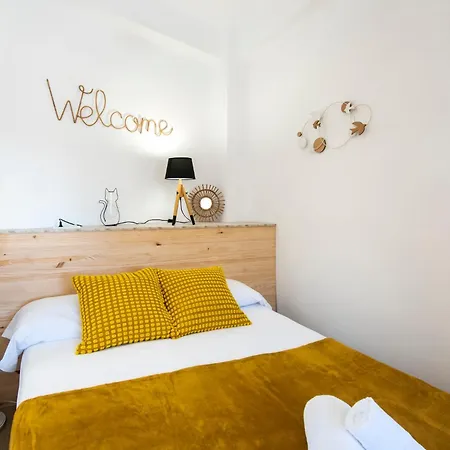 Tour Museums Constitucion Square Apartment *
