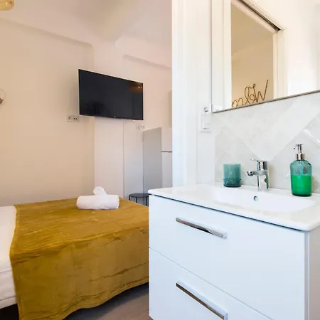 Tour Museums Constitucion Square Apartment Malaga